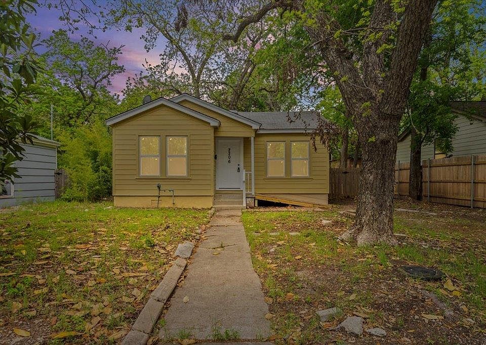 1st image of 2206 Rountree Dr