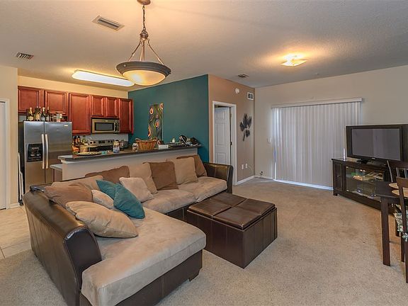 3rd image of 4925 Islamorada Ct #203