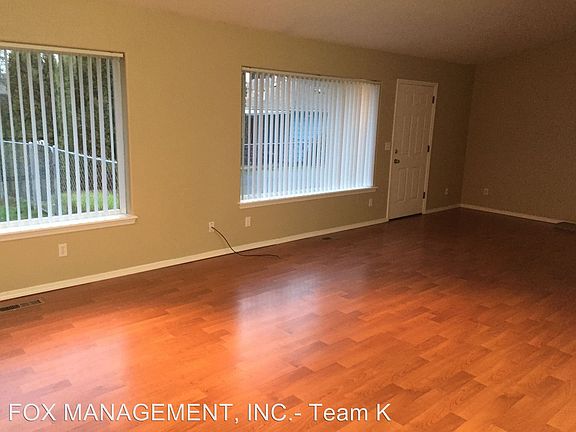 4th image of 12030 SW Lincoln Ave