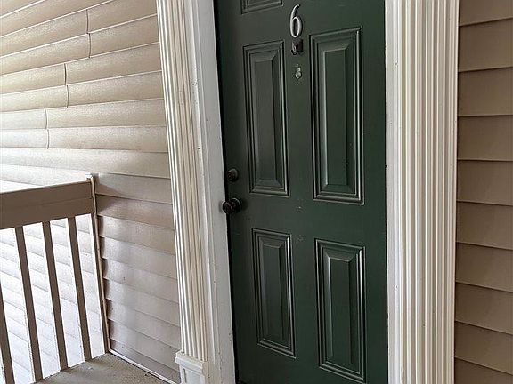 3rd image of 1435 Golf Terrace Blvd #6