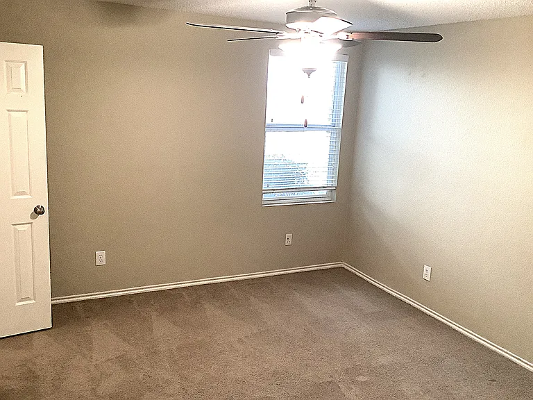 6108 Thackery Dr — Photo 19