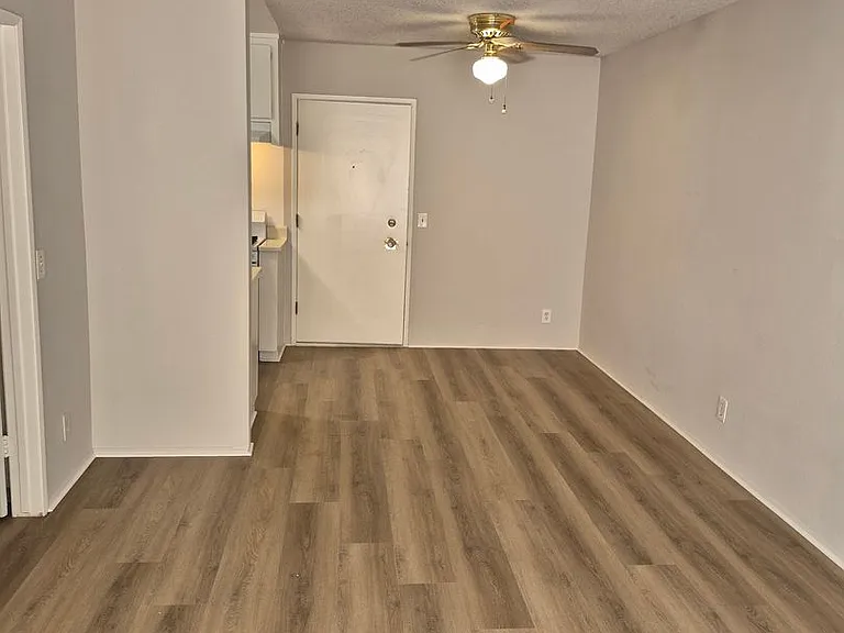 1130 W. San Bernardino Rd — Photo 24