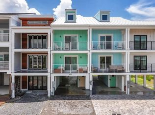111 S 38th St #8, Mexico Beach, FL 32456