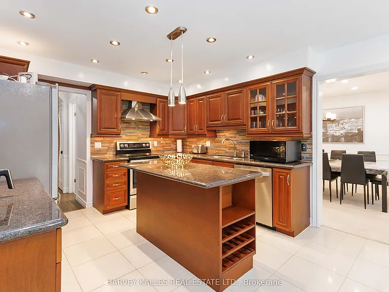 223 Sunnyside Dr — Photo 20