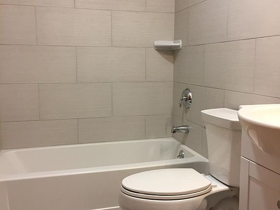 Cute renovated European-style bathroom