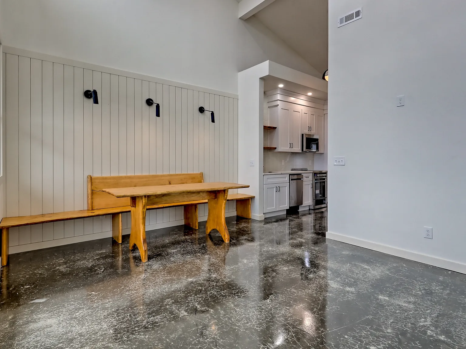 1 bed, 550 sqft, $1,500 — Photo 2