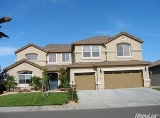 570 Hawkcrest Cir, Sacramento, CA