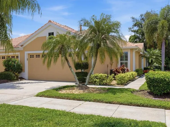 4939 Whispering Oaks Dr, North Port, FL 34287