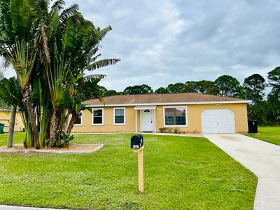 1557 SE Belcrest Street, Port Saint Lucie, FL, 34952