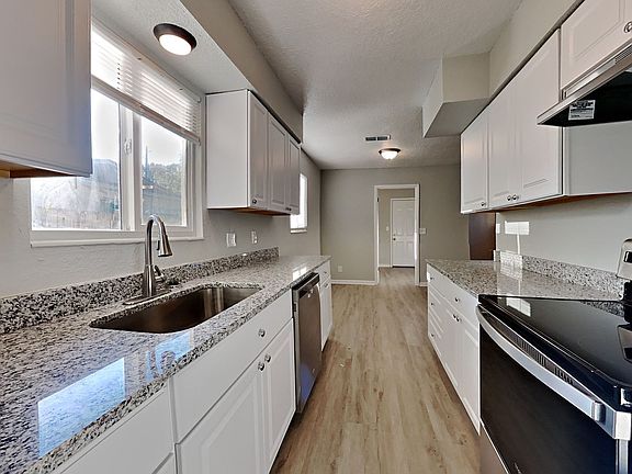 3rd image of 8029 Congaree Ct N
