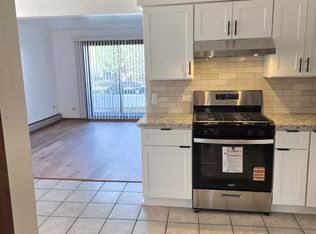 (Undisclosed Address), Chicago Ridge, IL 60415