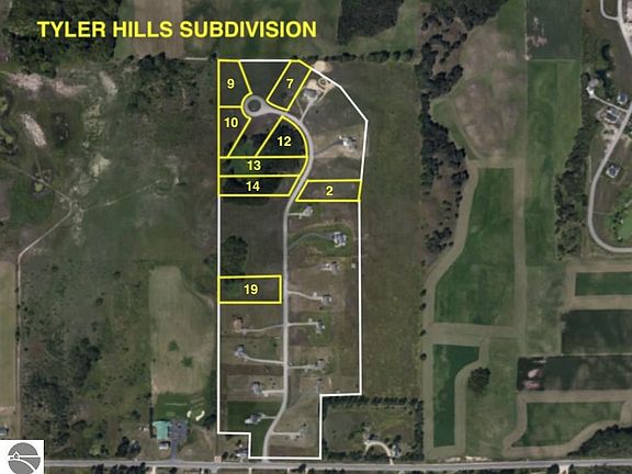 3rd image of 2475 Tyler Hills Dr