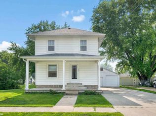 402 N 4th St, Montezuma, IA 50171