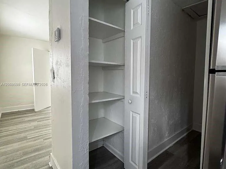 1121 NW 40th St #1 — Photo 7