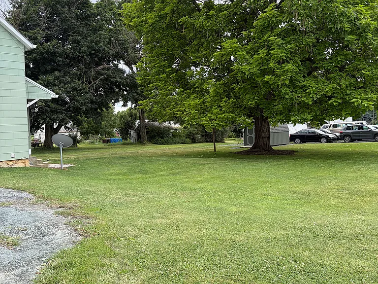 8213 Anthony Hwy — Photo 8