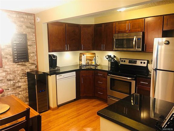5th image of 112 B Foxberry Dr #A