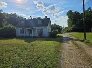 16341 Milford St, Bowling Green, VA 22427