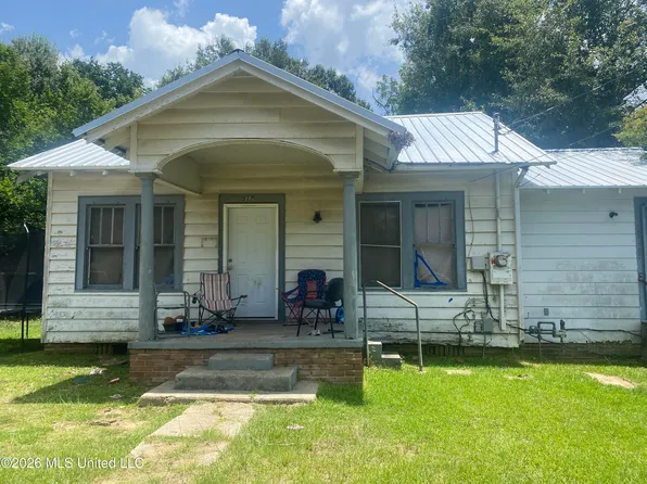 517 S 5th St, McComb, MS 39648