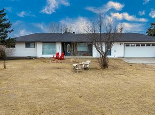 233239 E Glenmore View Rd, Rocky View County, AB T1X 0H3