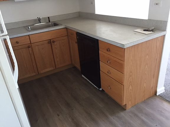 3rd image of 4937 Church St APT 2B