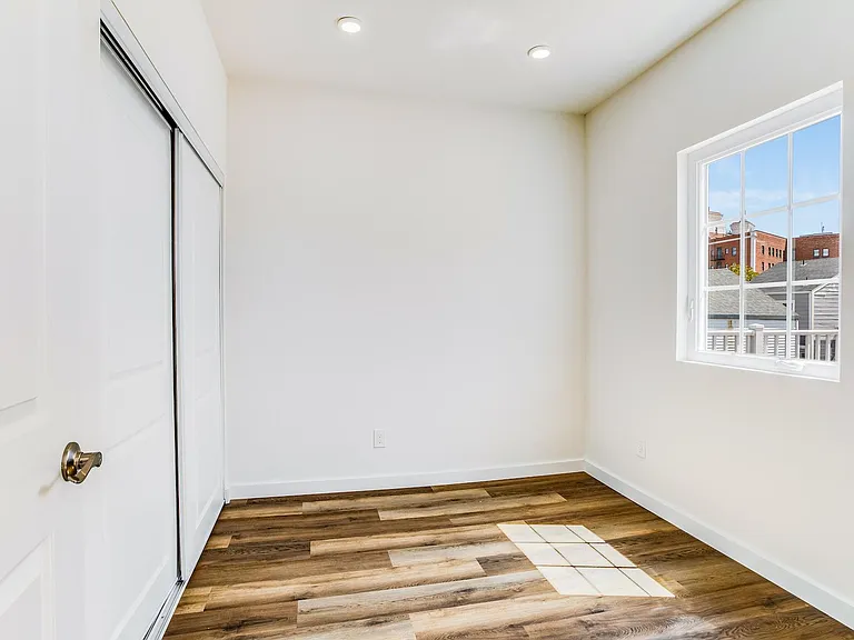 3408 Adeline St #3408 — Photo 13