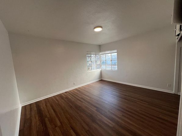 fresno-california-82857755 picture