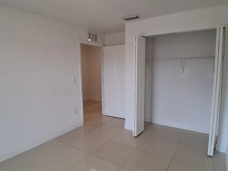 9007 Meadow Cir — Photo 18