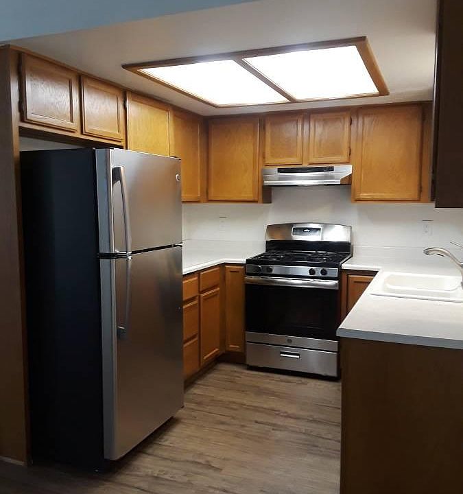 1st image of 410 Ventura St