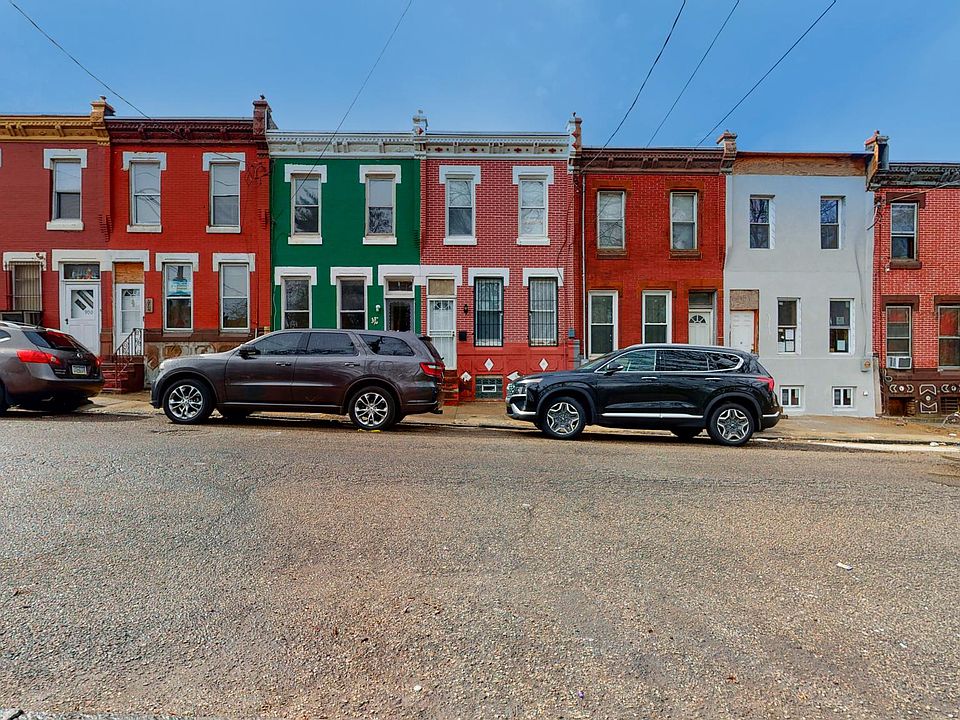 1st image of 904 W Cambria St