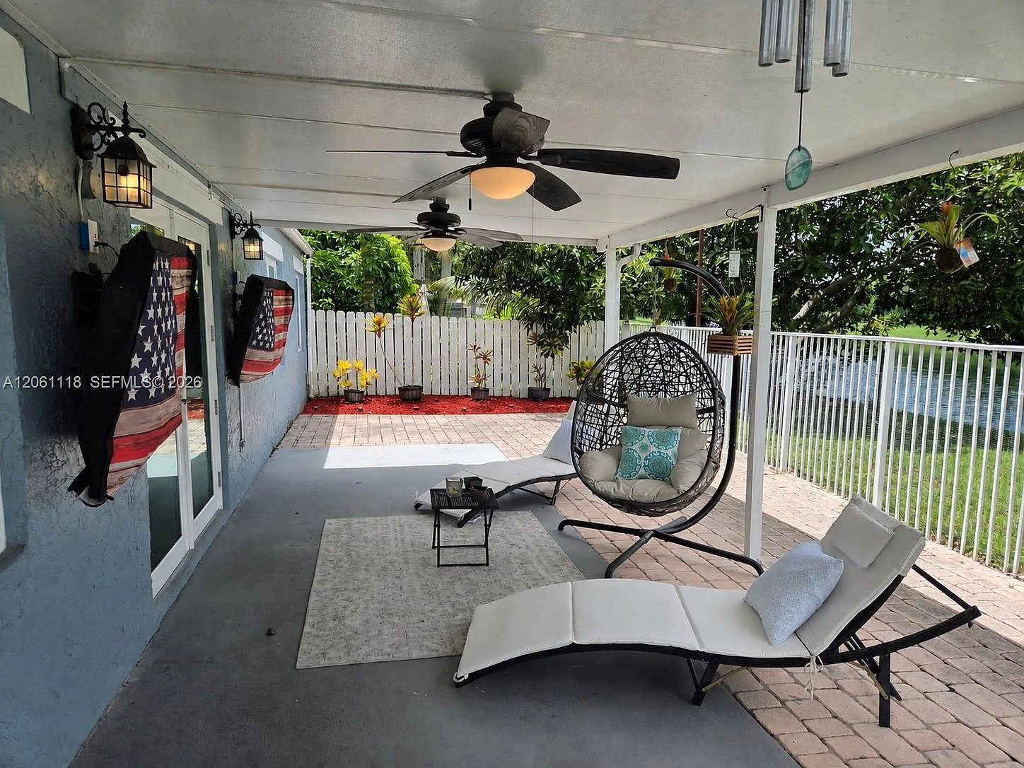 3 bed, 2.0 bath, 1386 sqft, $3,950 — Photo 4