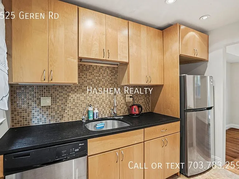 8525 Geren Rd — Photo 12