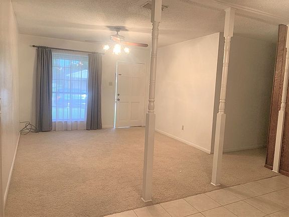 2nd image of 2512 McLeod St
