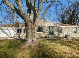710 W High St, Greenville, MI 48838