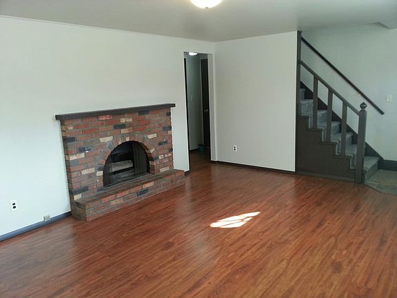 2nd image of 1221 S 6th St