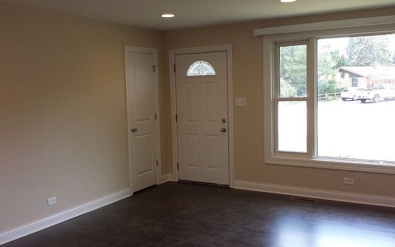 3rd image of 13411 Crestwood Ct