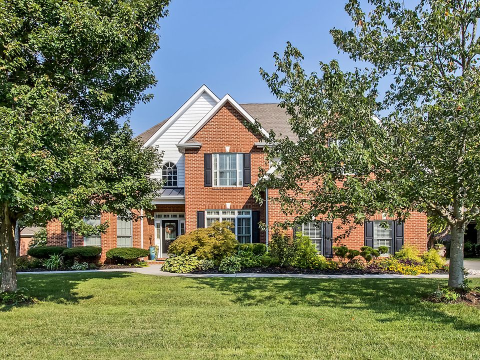 1st image of 10440 Laurel Pointe Ln