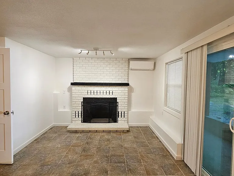 8045 SE Willock Rd — Photo 5