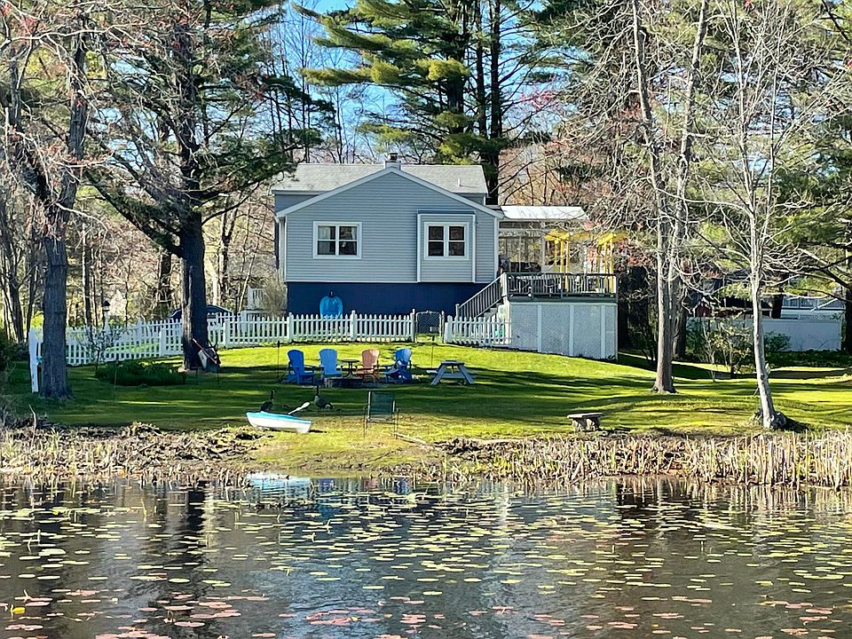 1st image of 6 Meadow Drive