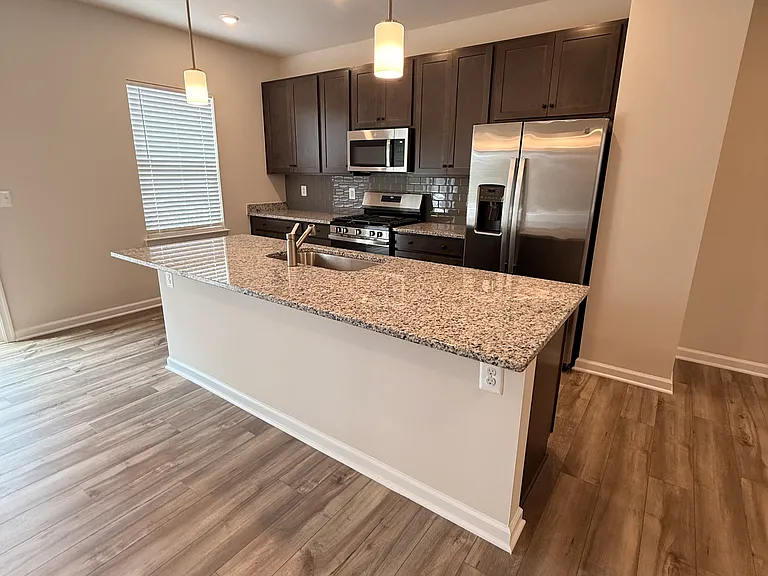 8728 Pioneer Hill Dr — Photo 23