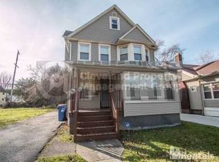 390 Arbor Rd, Cleveland, OH 44108