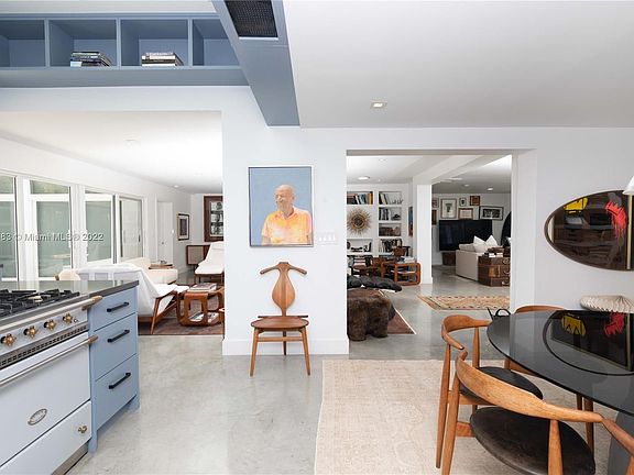 3rd image of 215 Cranwood Dr #0