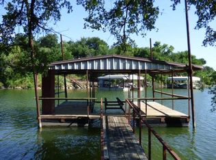 407 S Lake Shore Cir, Bridgeport, TX 76426