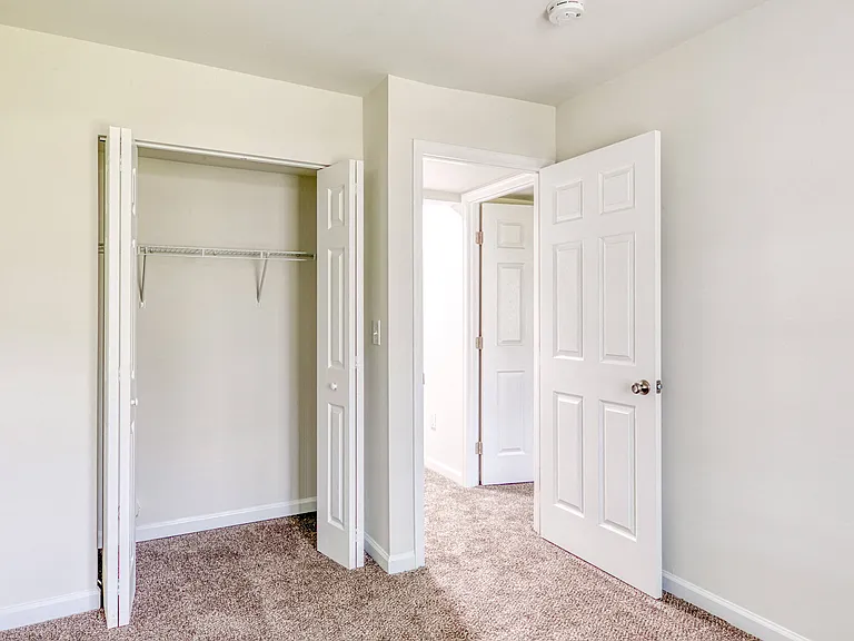 Dunfield Townhomes — Photo 8