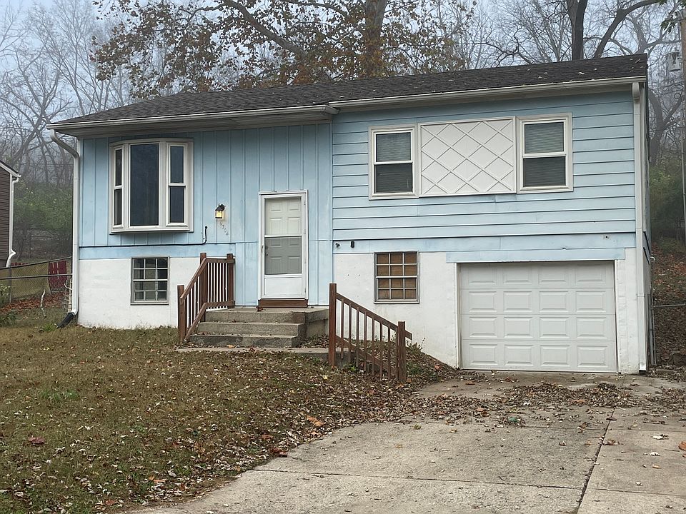 1st image of 16304 E Elm St