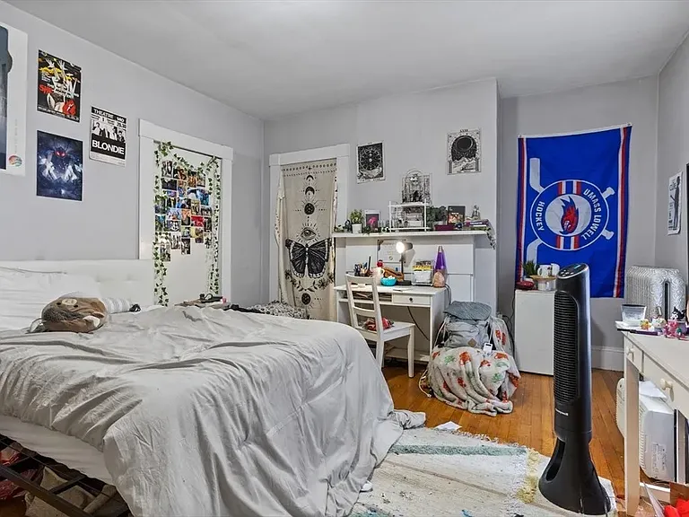 322 Pawtucket St #2 — Photo 6