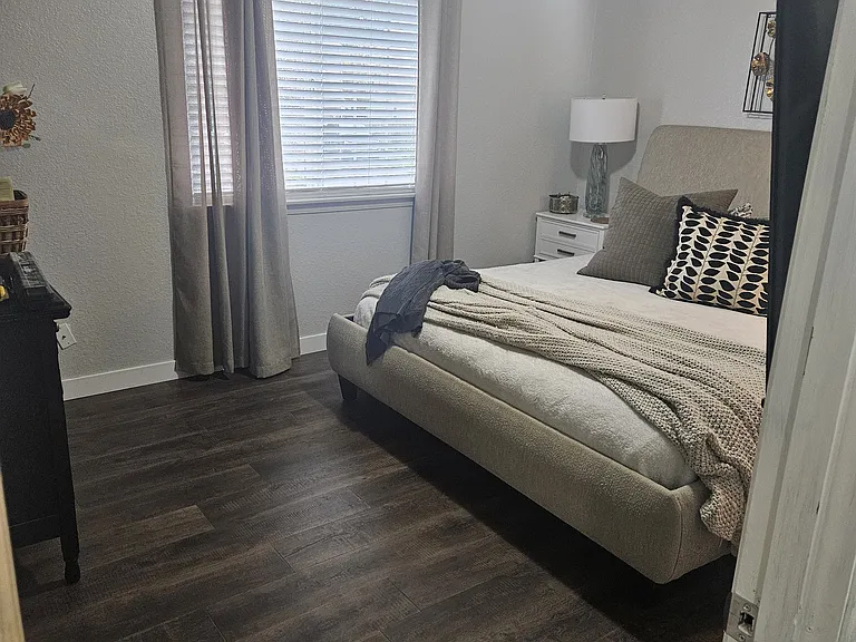 1131 Summerfield Dr SE — Photo 15