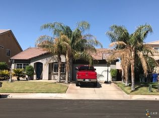 1049 F Herrera St, Calexico, CA 92231