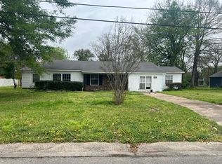 724 Mayer St, Greenville, MS 38701