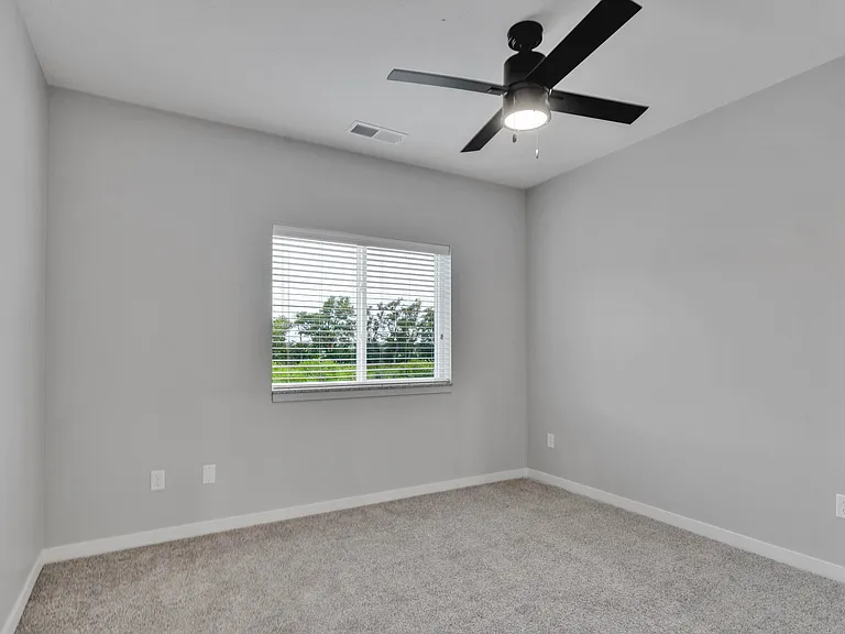 Bluestem Apartments — Photo 27