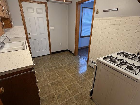 5th image of 360 Shields Rd #360